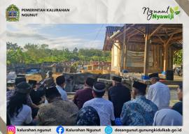 Tradisi Baru Rasulan 2026, Pemkal Ngunut Gelar Ziarah untuk Kenang Jasa Para Mantan Lurah dan Pamong